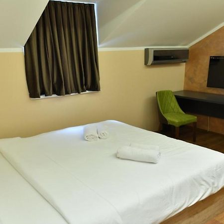 Apartmani Mali Vikend Belgrad Exterior foto