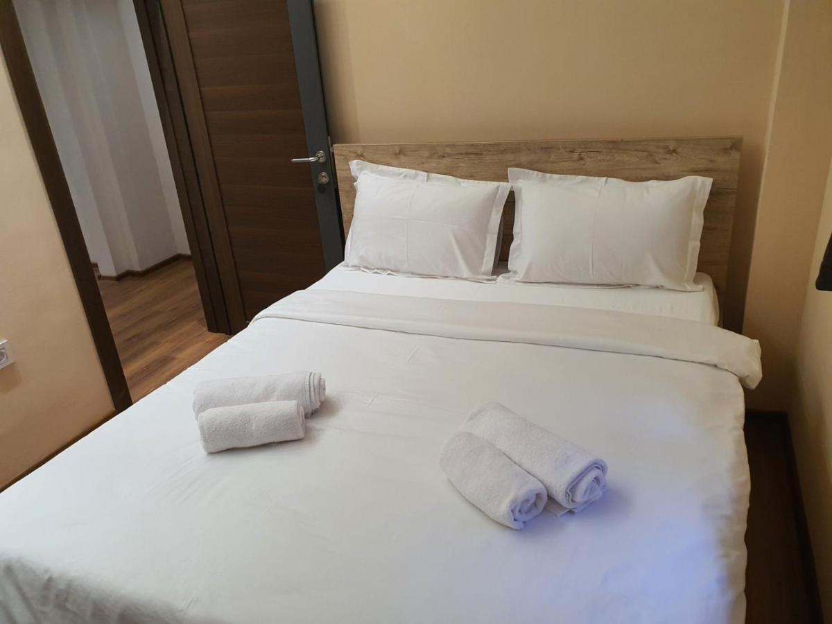 Apartmani Mali Vikend Belgrad Exterior foto